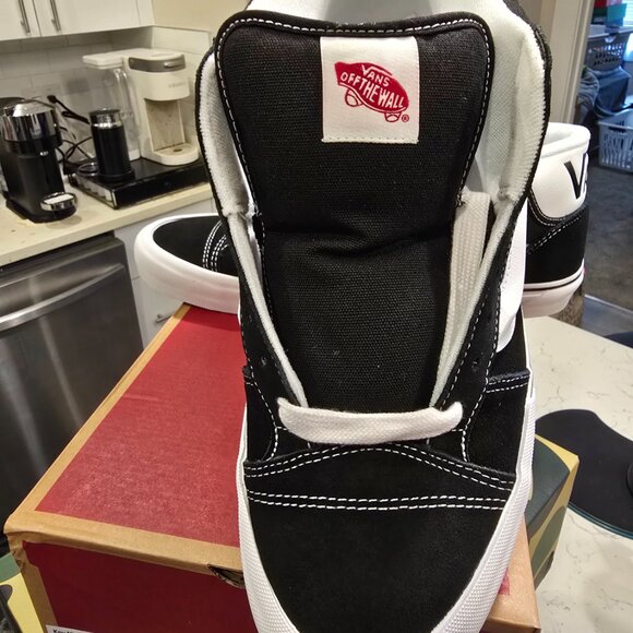 VANS Knu Skool Mid OG 2023 MEN'S SNEAKERS VN000CQ96BT BLACK CLASSIC Size 13 NEW - Picture 2 of 10